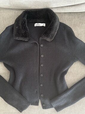 Hollister Black Ribbed Button Cardigan with Plush Collar